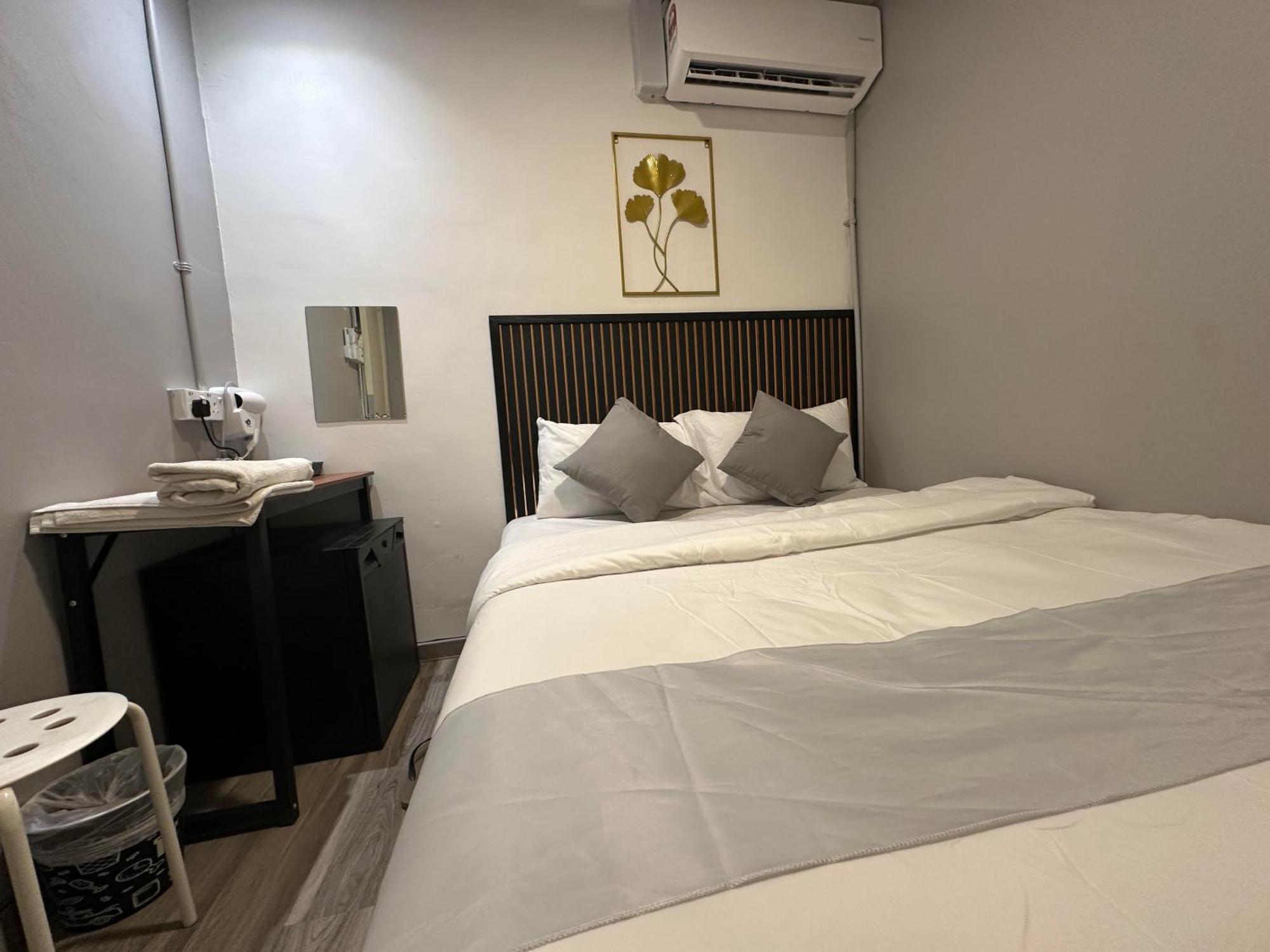 Ss Grey Bintang House